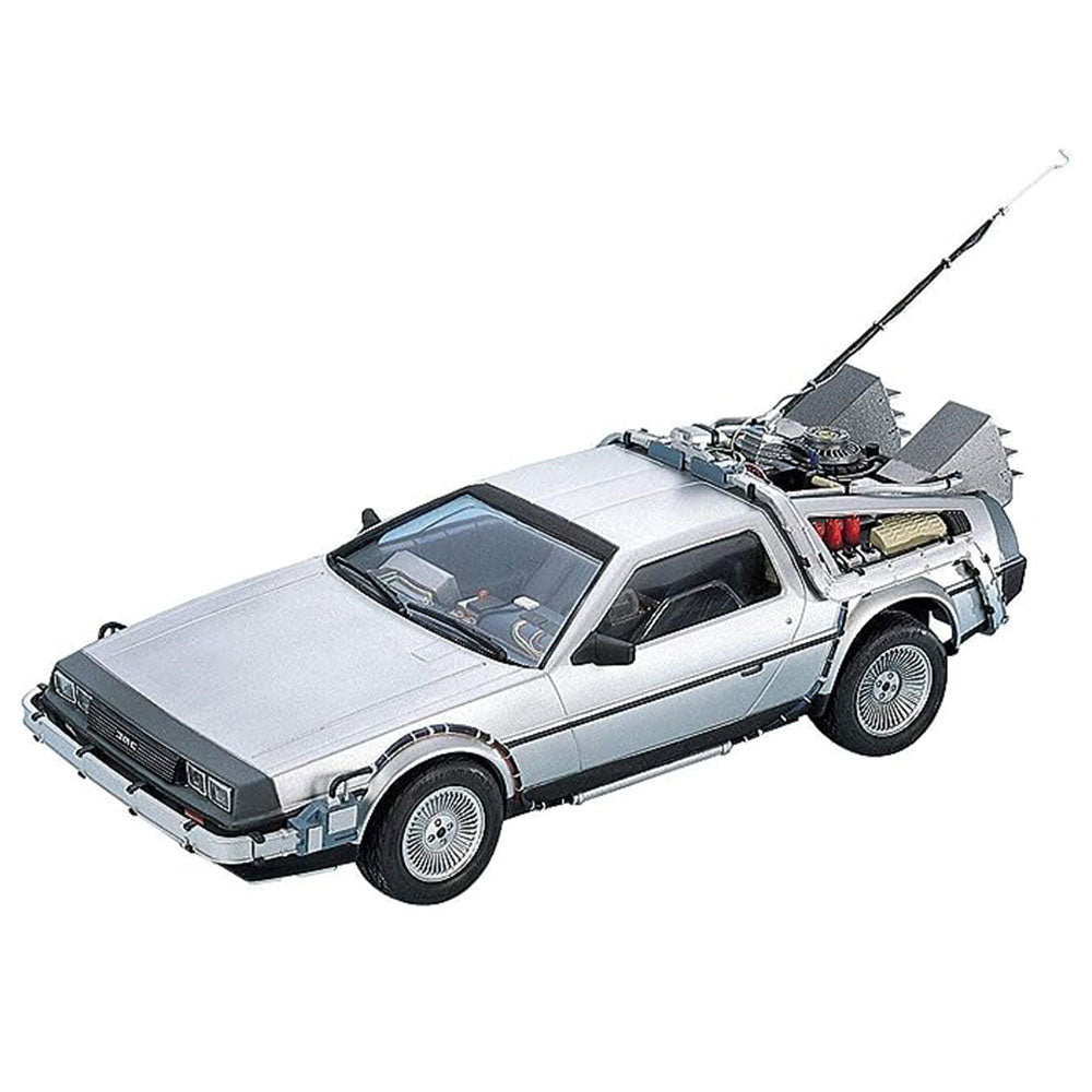 Aoshima torna al futuro modello Delorean 1/24