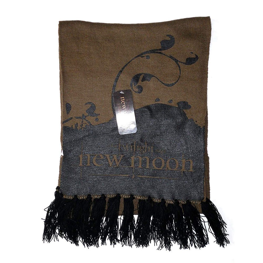 The Twilight Saga New Moon Scarf Howling Wolf